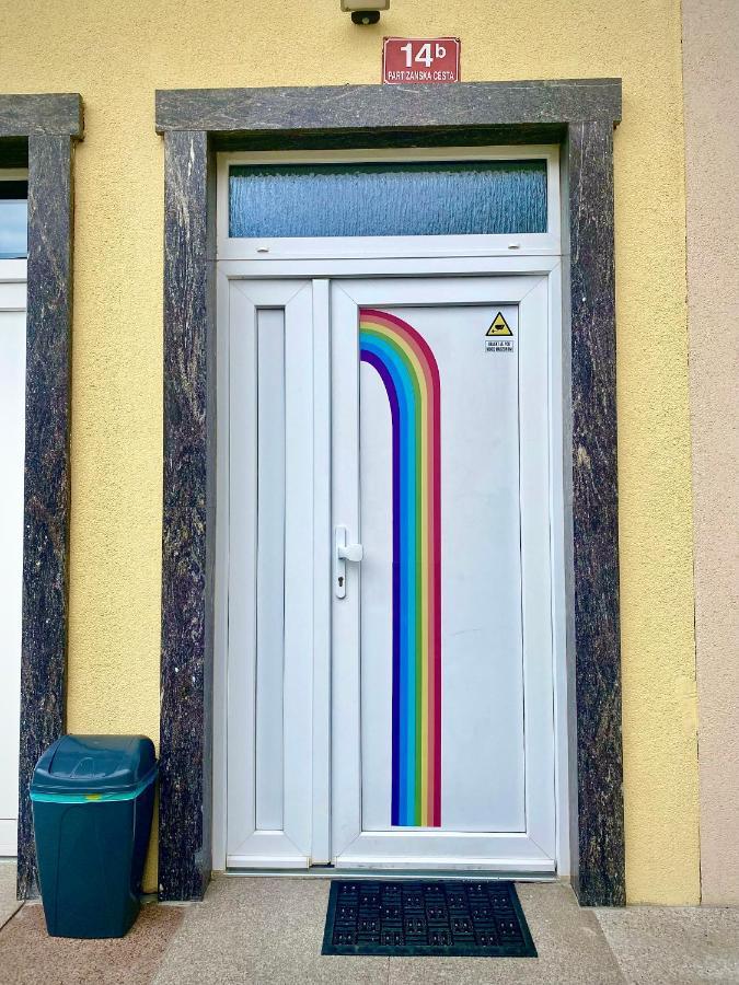 Rainbow House Rooms Maribor Ngoại thất bức ảnh