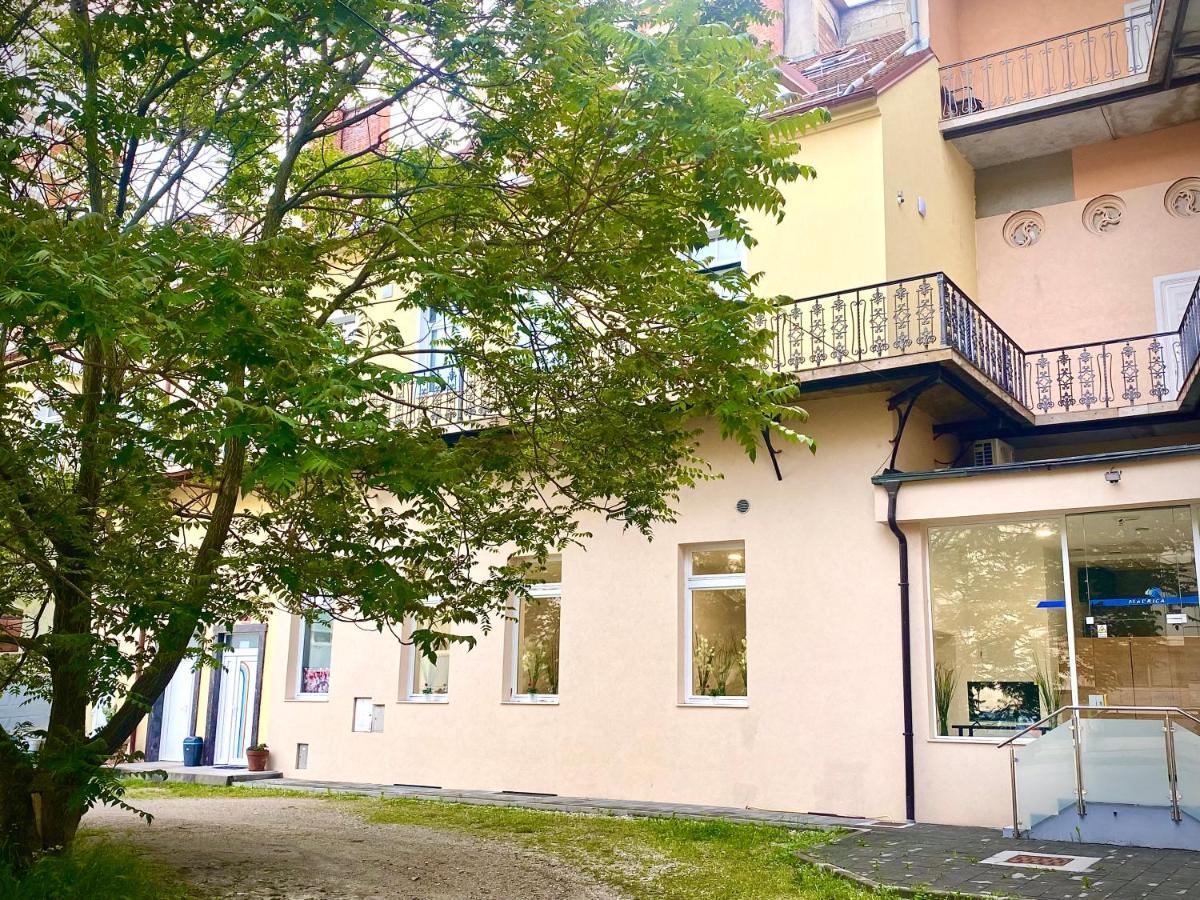 Rainbow House Rooms Maribor Ngoại thất bức ảnh